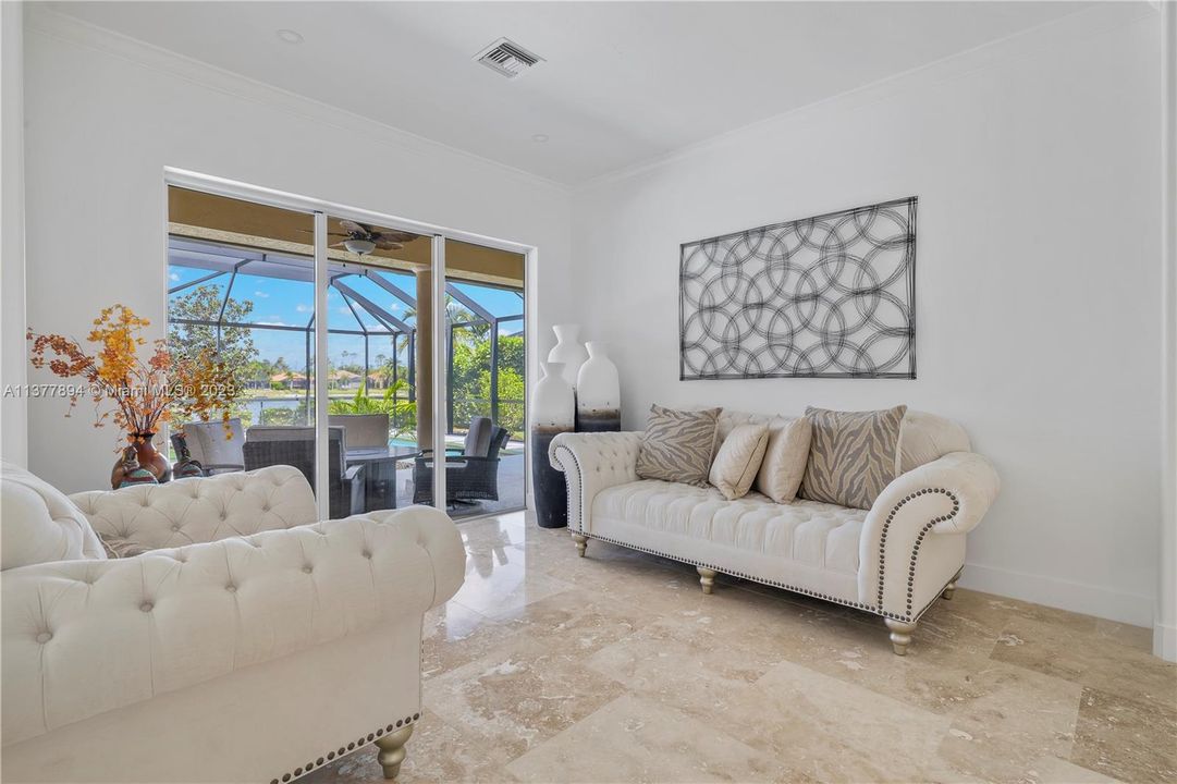 Recently Sold: $1,300,000 (3 beds, 3 baths, 2579 Square Feet)