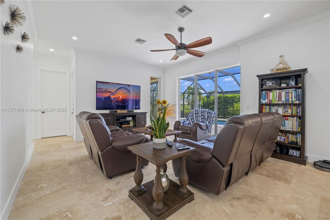 Recently Sold: $1,300,000 (3 beds, 3 baths, 2579 Square Feet)
