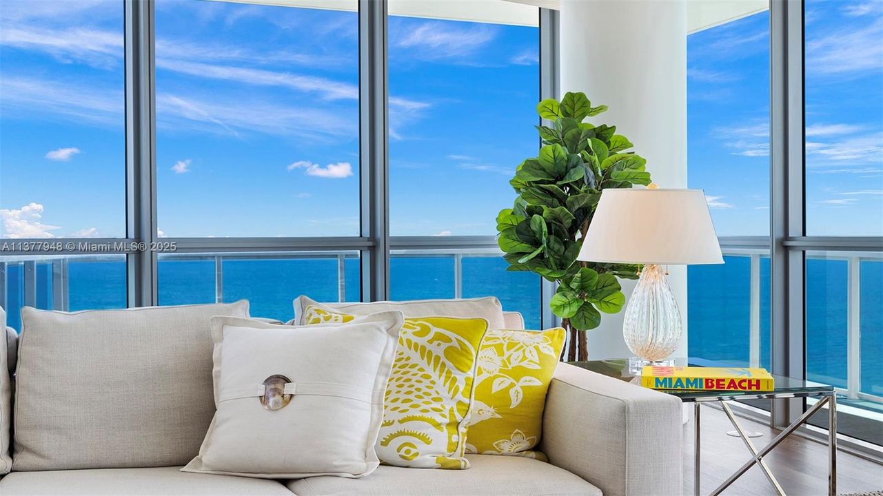 For Rent: $70,000 (3 beds, 3 baths, 2521 Square Feet)