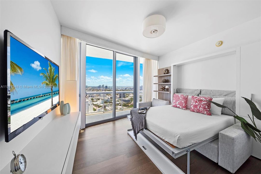 For Rent: $70,000 (3 beds, 3 baths, 2521 Square Feet)