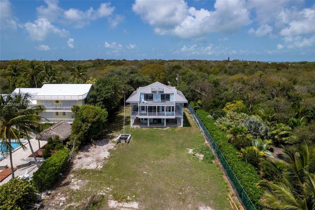 Recently Sold: $3,700,000 (2 beds, 2 baths, 0 Square Feet)