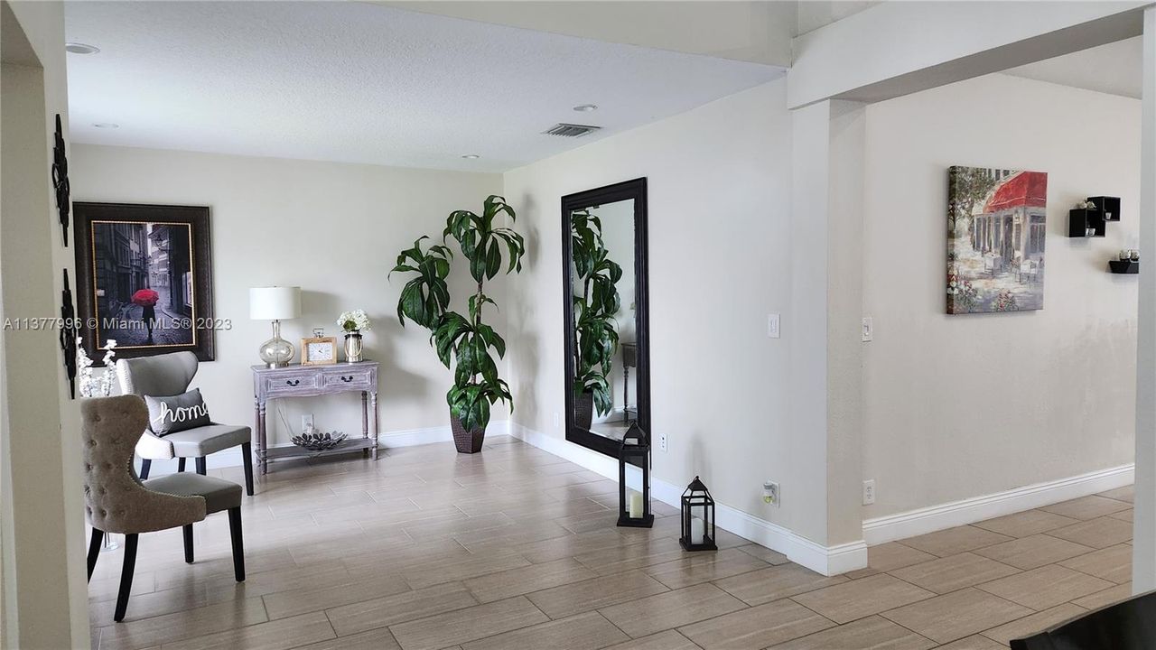 Recently Rented: $3,000 (4 beds, 2 baths, 2078 Square Feet)