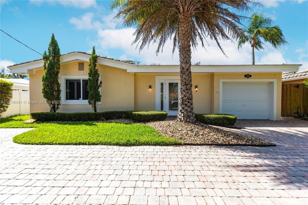 Recently Sold: $1,450,000 (3 beds, 2 baths, 0 Square Feet)