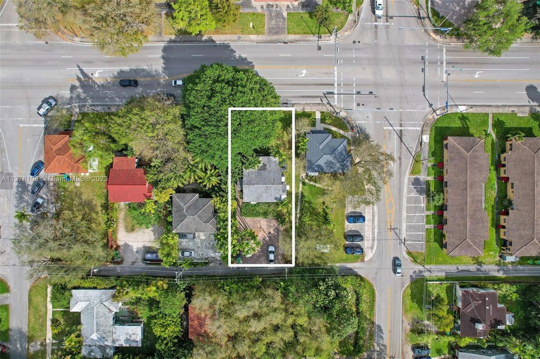 最近售出: $890,000 (0 贝兹, 0 浴室, 1618 平方英尺)