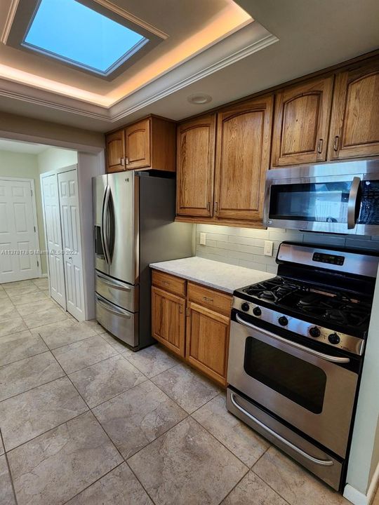 Recently Sold: $729,900 (3 beds, 2 baths, 1280 Square Feet)