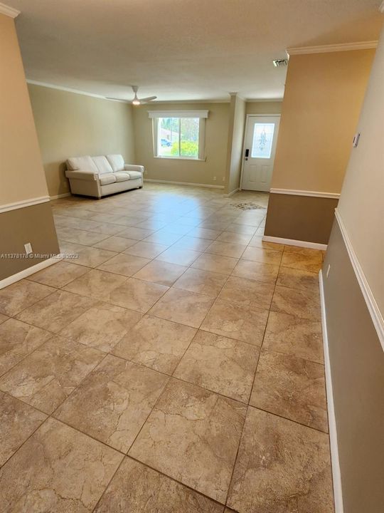 Recently Sold: $729,900 (3 beds, 2 baths, 1280 Square Feet)