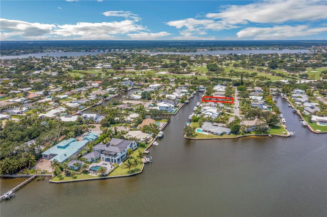 Vendido Recientemente: $1,900,000 (3 camas, 2 baños, 1905 Pies cuadrados)