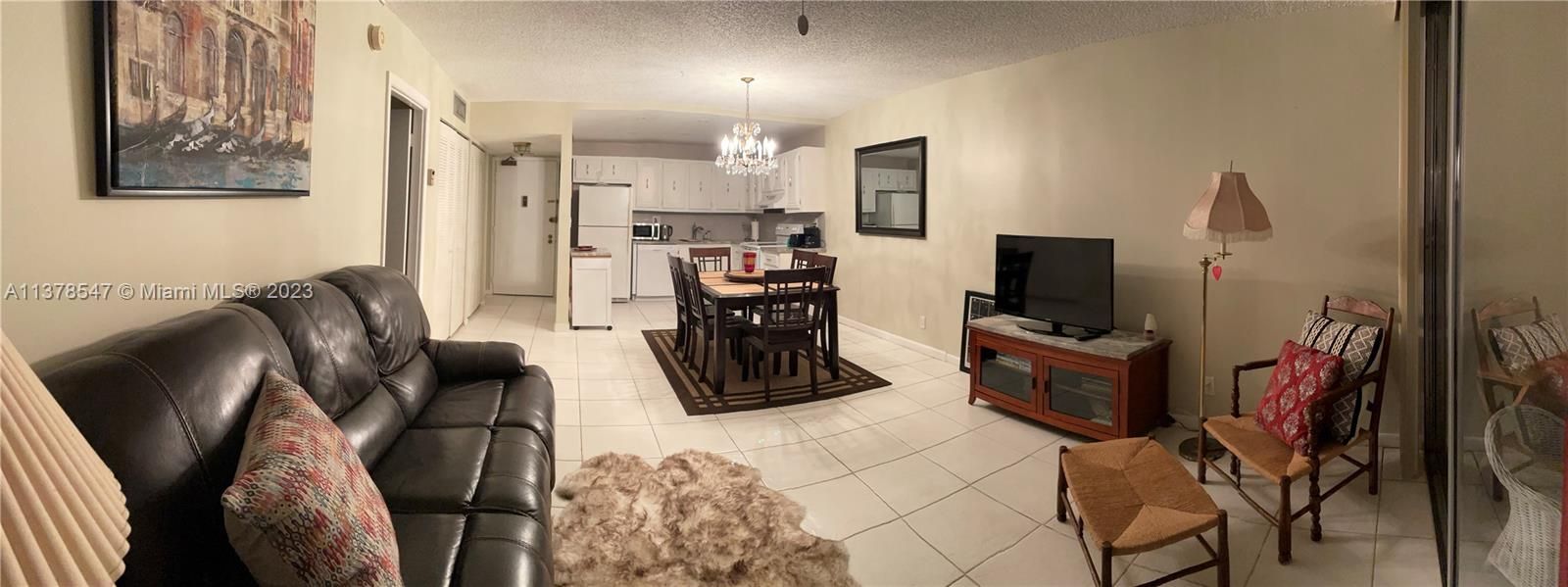 Vendido Recientemente: $97,000 (1 camas, 2 baños, 780 Pies cuadrados)