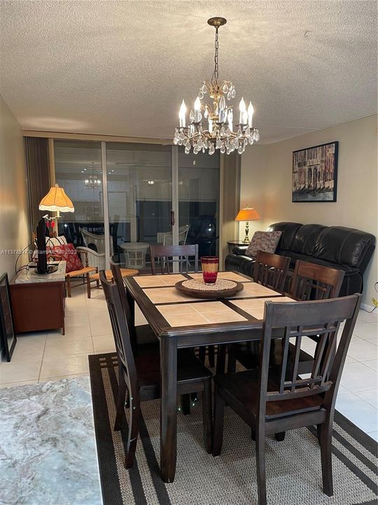 Vendido Recientemente: $97,000 (1 camas, 2 baños, 780 Pies cuadrados)