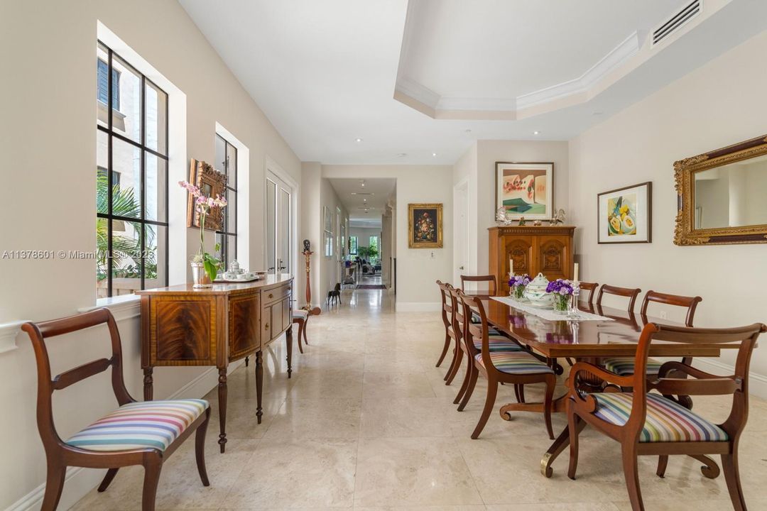 Active With Contract: $4,450,000 (4 beds, 4 baths, 5659 Square Feet)