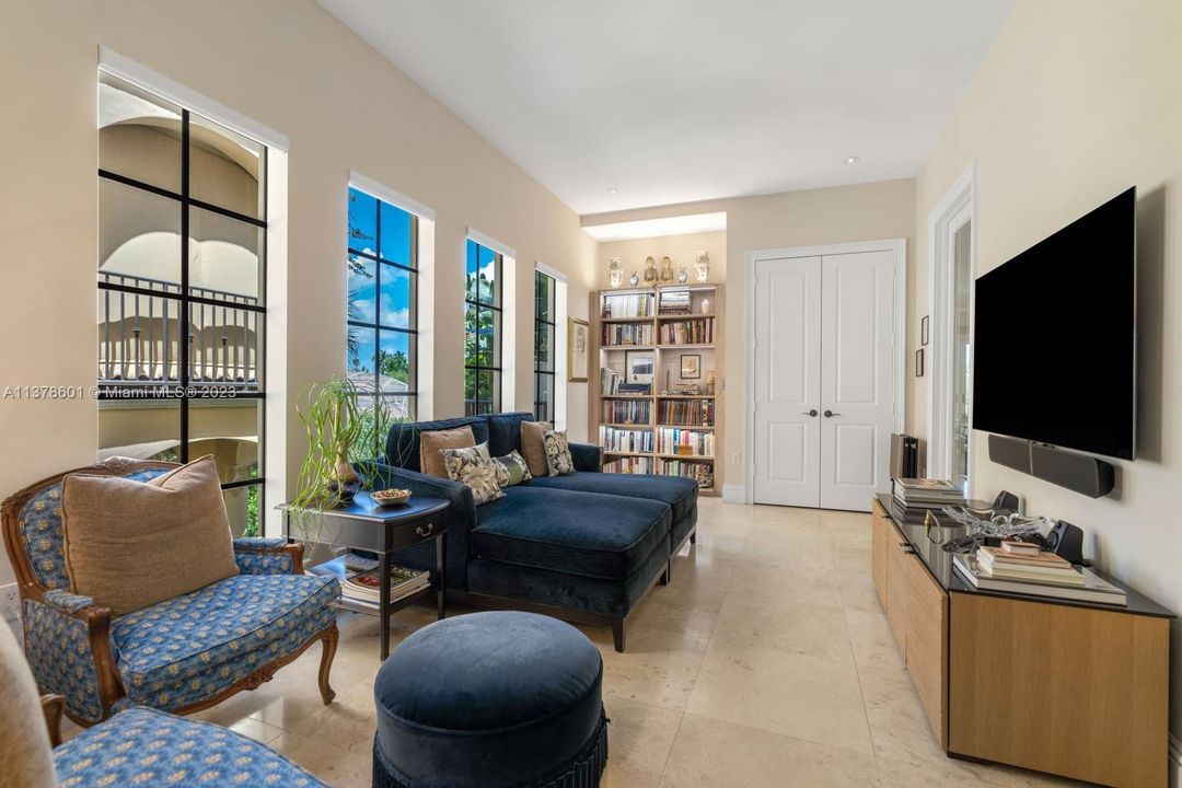 Active With Contract: $4,450,000 (4 beds, 4 baths, 5659 Square Feet)