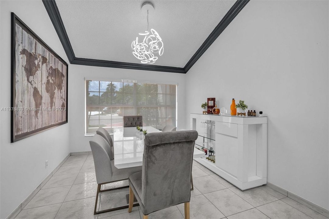 Recently Sold: $850,000 (4 beds, 2 baths, 2839 Square Feet)