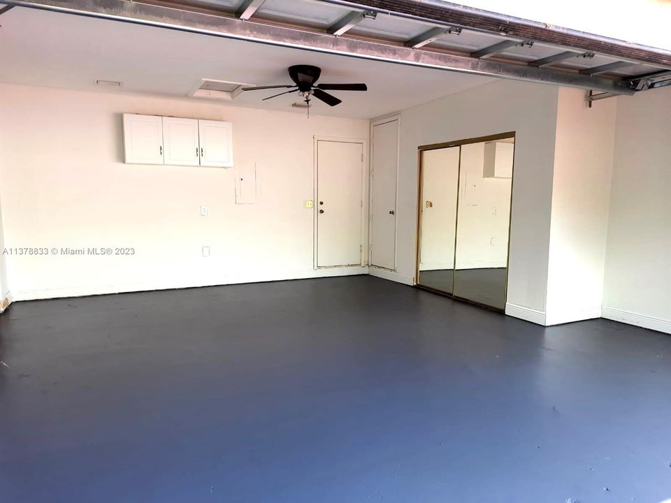 Recently Sold: $850,000 (4 beds, 2 baths, 2839 Square Feet)