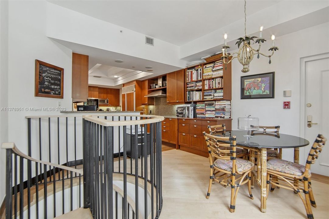 For Sale: $2,500,000 (4 beds, 4 baths, 3220 Square Feet)