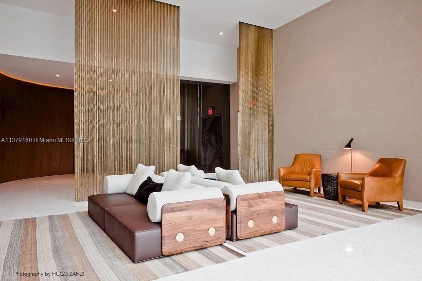 Recently Rented: $5,495 (2 beds, 2 baths, 1128 Square Feet)