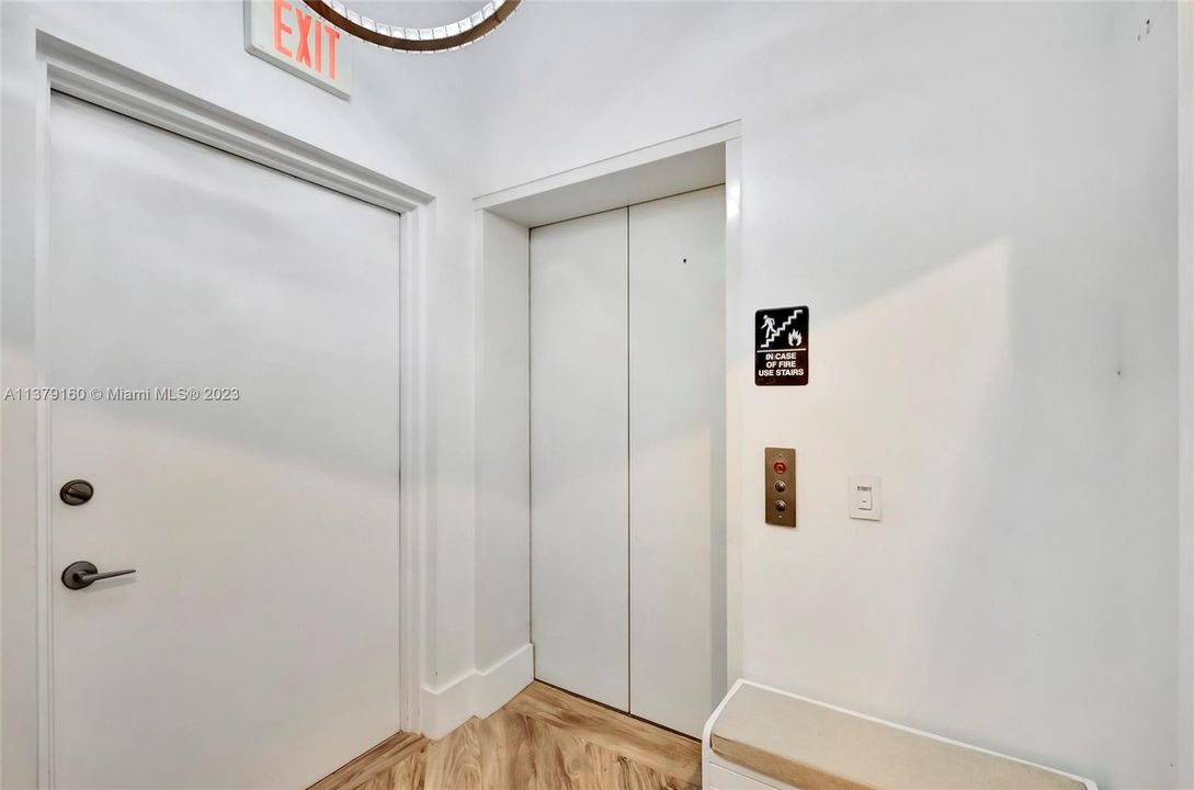 Recently Rented: $5,495 (2 beds, 2 baths, 1128 Square Feet)