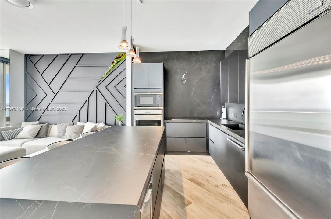 Recently Rented: $5,495 (2 beds, 2 baths, 1128 Square Feet)