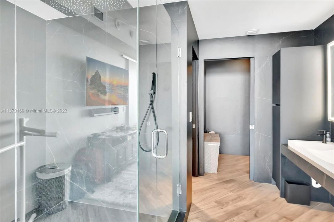 Recently Rented: $5,495 (2 beds, 2 baths, 1128 Square Feet)