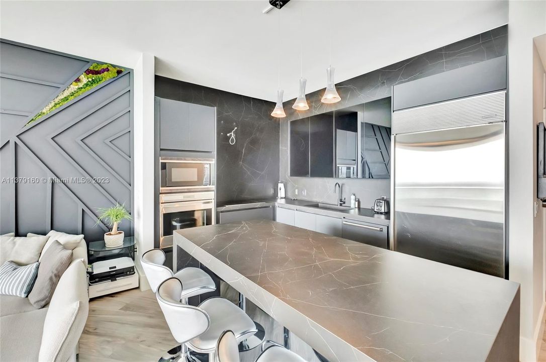 Recently Rented: $5,495 (2 beds, 2 baths, 1128 Square Feet)