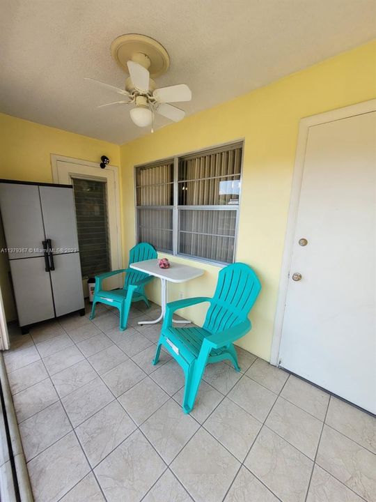 Recently Sold: $190,000 (2 beds, 2 baths, 1078 Square Feet)