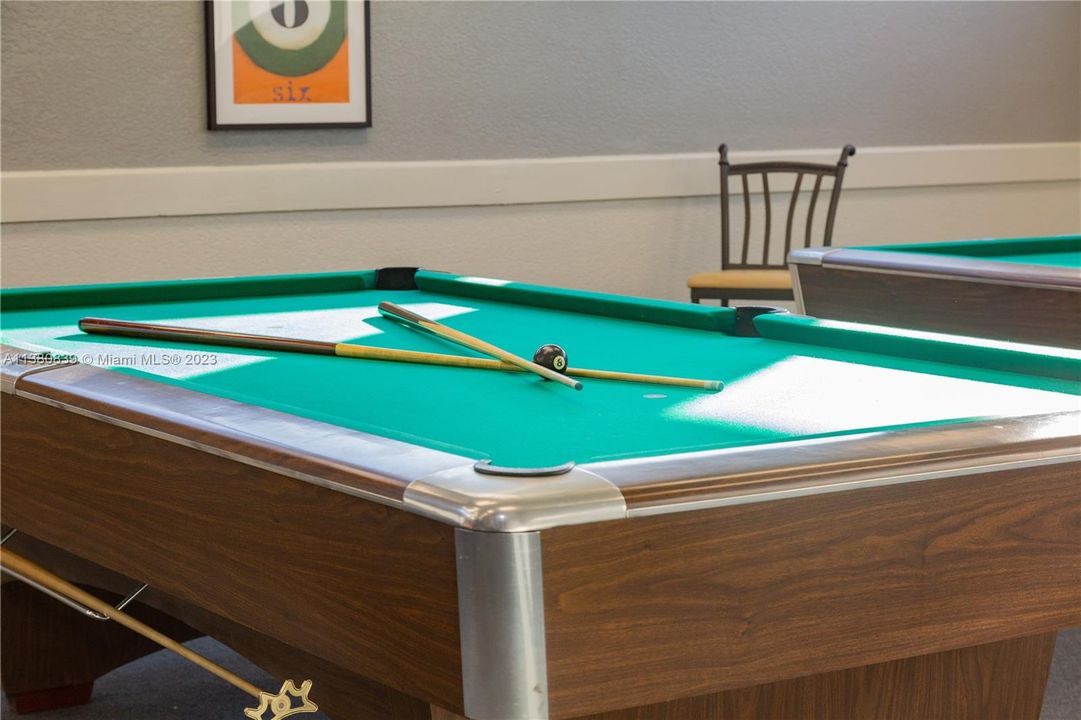 BILLARD ROOM