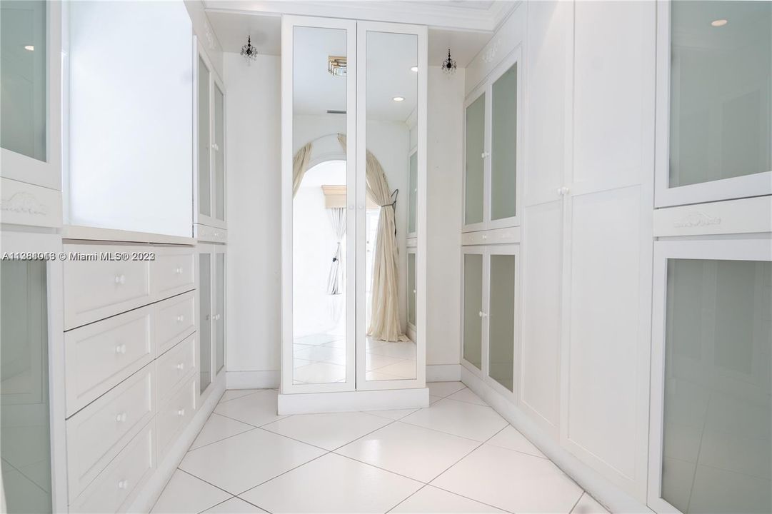her master closet