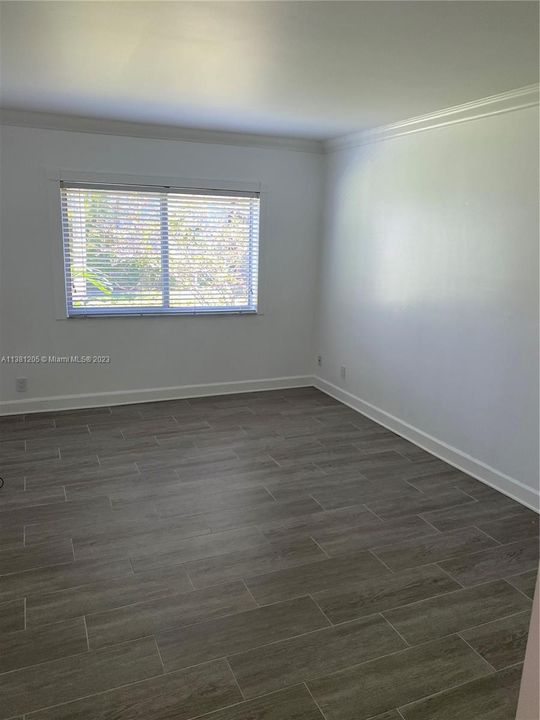 Recently Sold: $399,000 (1 beds, 1 baths, 759 Square Feet)