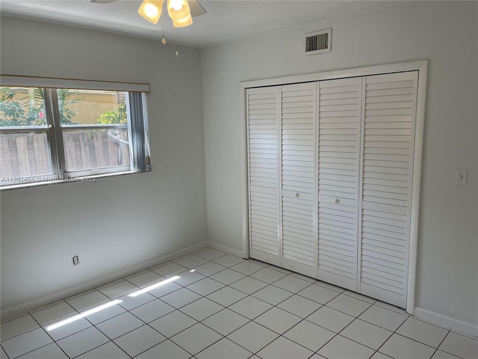 1/1 Wilton Manors - Great Location