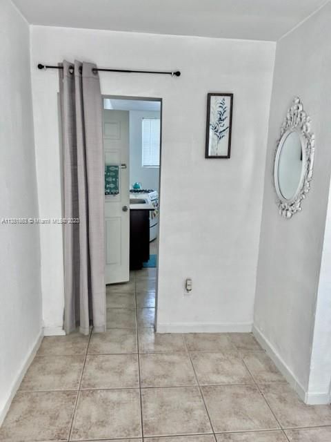 Недавно арендовано: $975 (0 спален, 1 ванн, 3834 Квадратных фут)