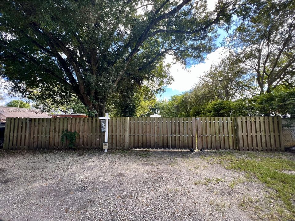 Recently Sold: $210,000 (0.14 acres)