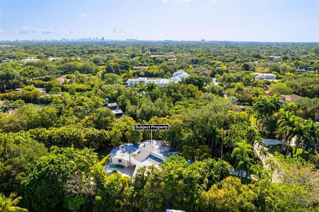 Recently Sold: $2,200,000 (5 beds, 5 baths, 4514 Square Feet)