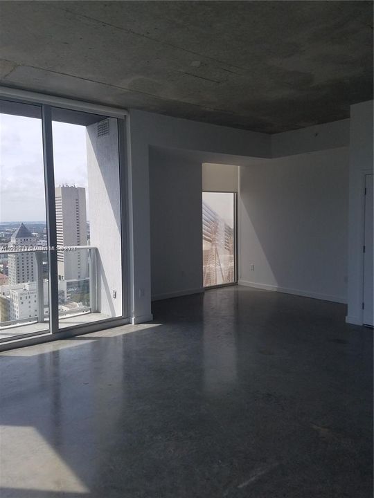 Recently Sold: $478,000 (1 beds, 2 baths, 791 Square Feet)