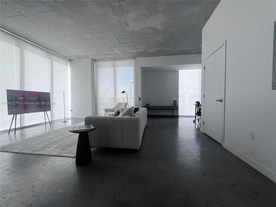 Recently Sold: $478,000 (1 beds, 2 baths, 791 Square Feet)