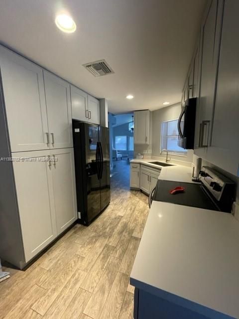 Recently Rented: $9,000 (2 beds, 2 baths, 1629 Square Feet)