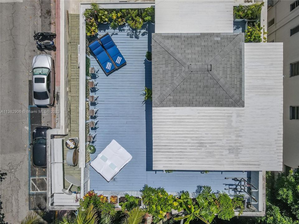 Недавно продано: $1,190,000 (5 спален, 5 ванн, 1870 Квадратных фут)