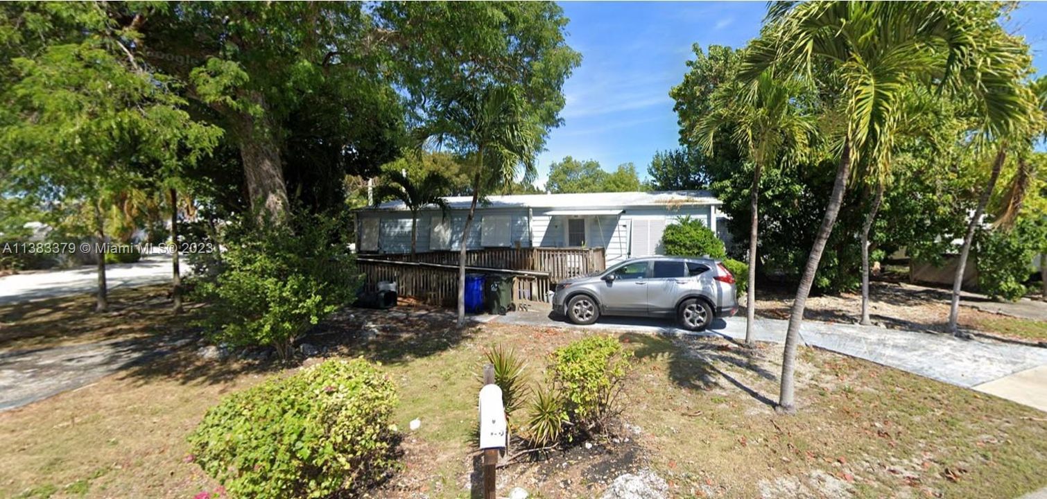 Recently Sold: $475,000 (2 beds, 2 baths, 1128 Square Feet)