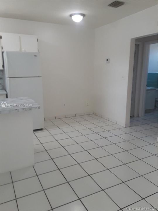 Recently Rented: $1,500 (1 beds, 1 baths, 650 Square Feet)