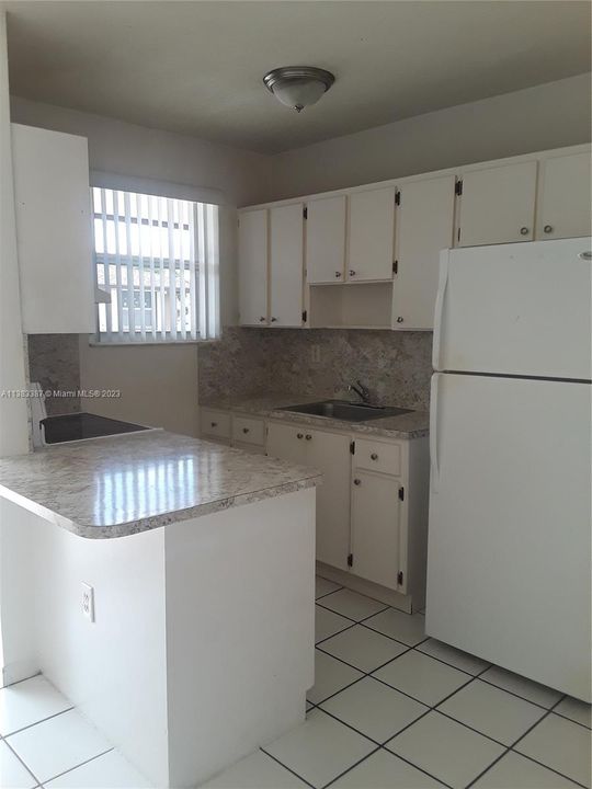 Recently Rented: $1,500 (1 beds, 1 baths, 650 Square Feet)