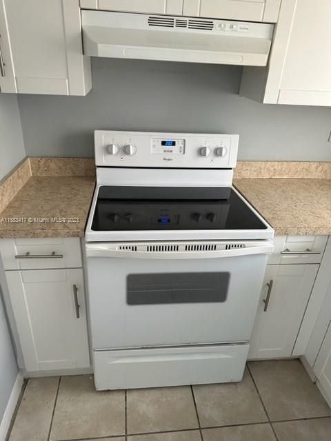 Vendido Recientemente: $260,000 (2 camas, 2 baños, 1095 Pies cuadrados)