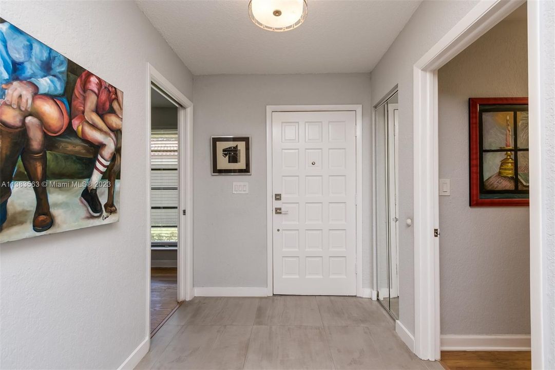 Recently Sold: $559,900 (3 beds, 2 baths, 2020 Square Feet)