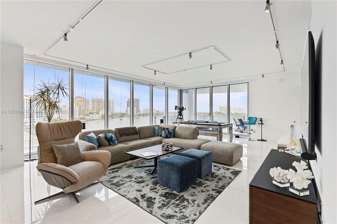 Stunning water views of intracoastal and city. Entry to balcony.