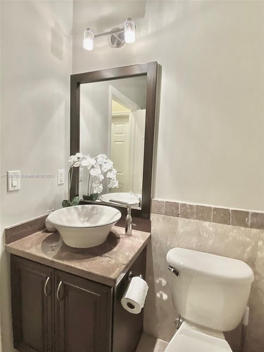 Recently Rented: $5,300 (4 beds, 3 baths, 2476 Square Feet)