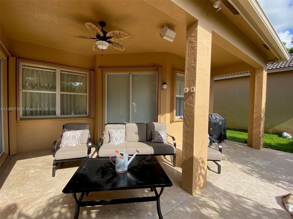 Recently Rented: $5,300 (4 beds, 3 baths, 2476 Square Feet)