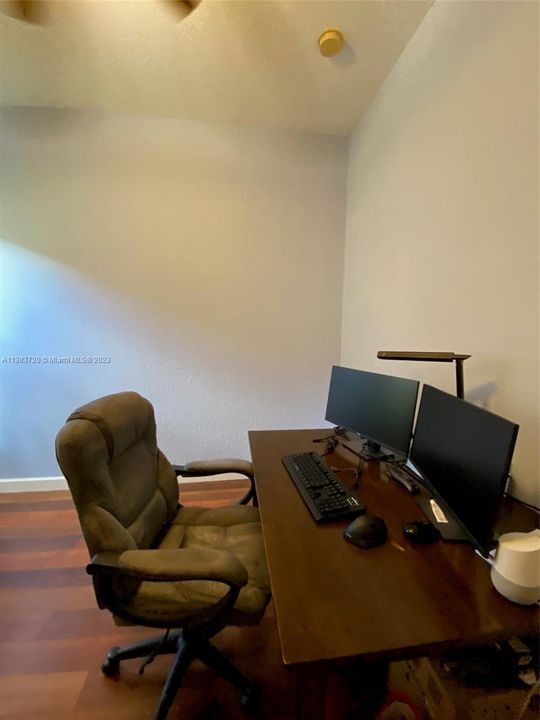 Recently Rented: $5,300 (4 beds, 3 baths, 2476 Square Feet)