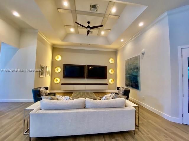 Recently Rented: $5,300 (4 beds, 3 baths, 2476 Square Feet)