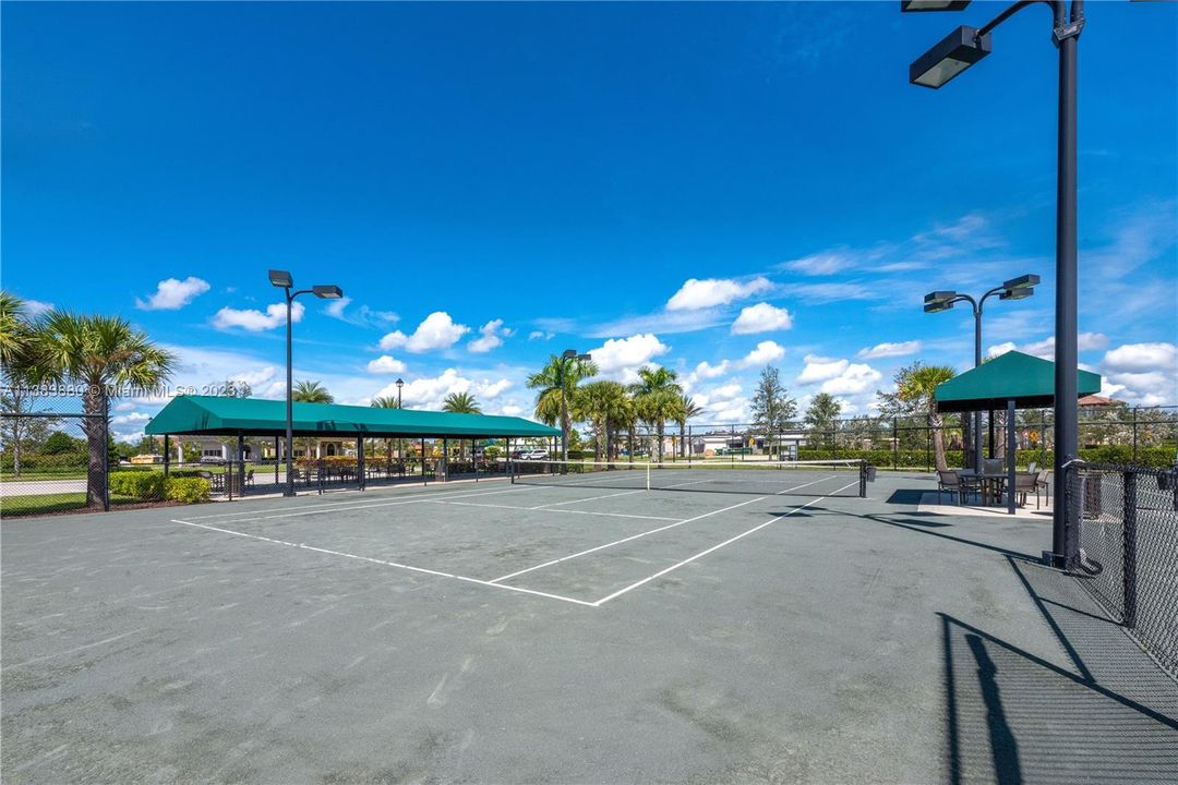 Recently Sold: $649,500 (4 beds, 2 baths, 2306 Square Feet)