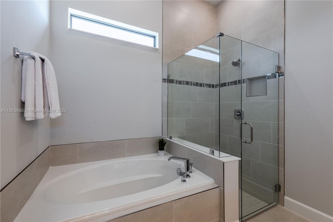 Recently Sold: $649,500 (4 beds, 2 baths, 2306 Square Feet)