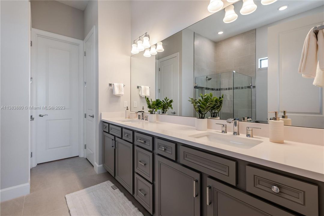 Recently Sold: $649,500 (4 beds, 2 baths, 2306 Square Feet)