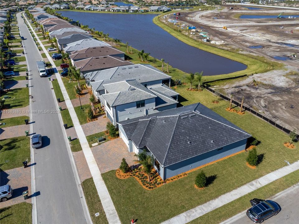 Recently Sold: $649,500 (4 beds, 2 baths, 2306 Square Feet)