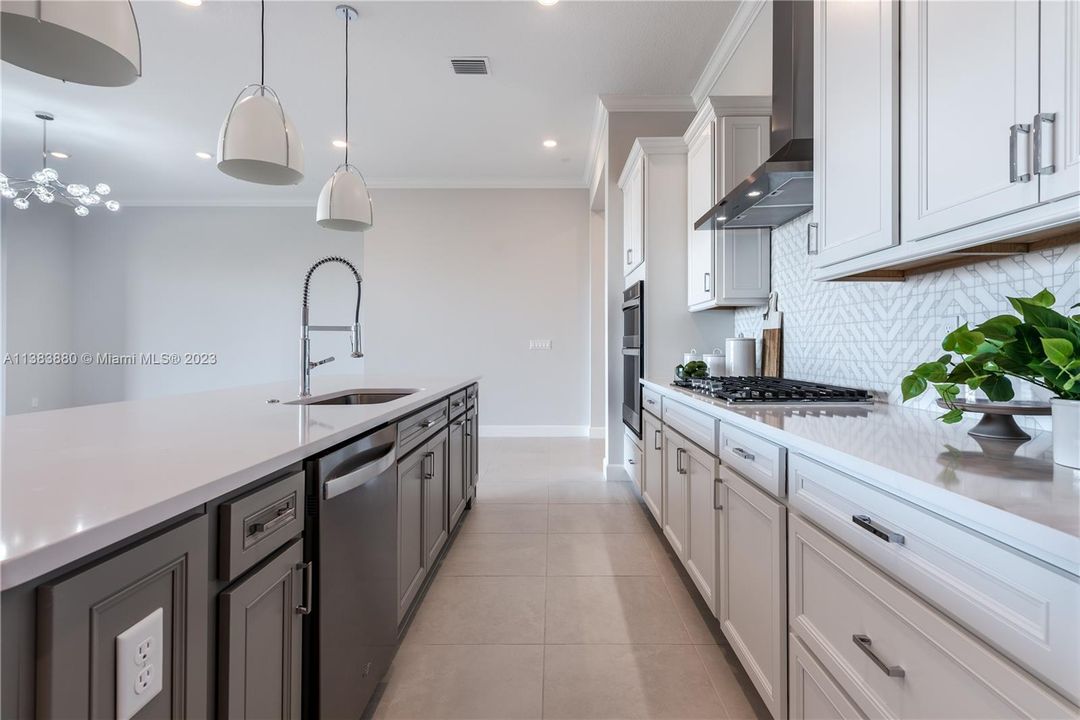 Recently Sold: $649,500 (4 beds, 2 baths, 2306 Square Feet)